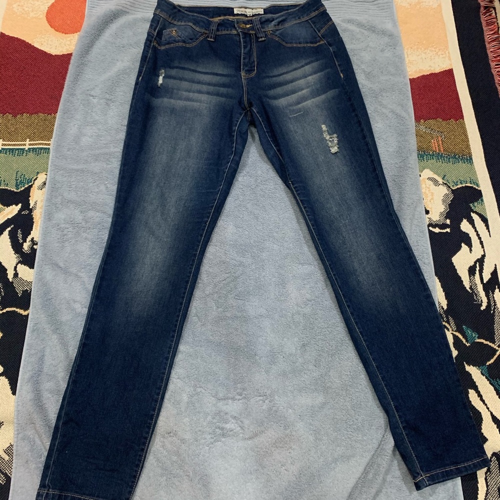 Royalty “Wanna Betta Butt” Jeans